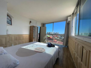 PENTHOUSE 10 MIN port croisière et aéroport
